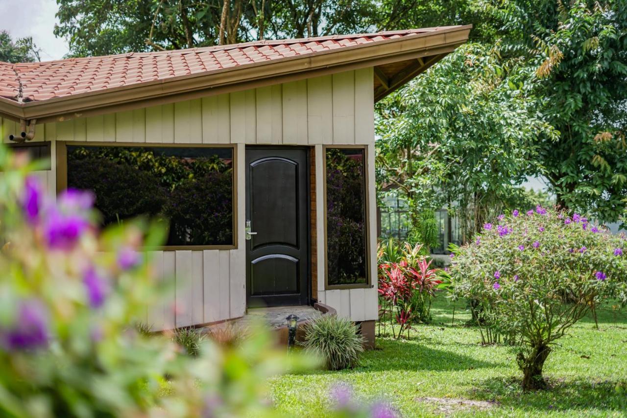 Montana De Fuego Mountain Resort & Spa La Fortuna الغرفة الصورة