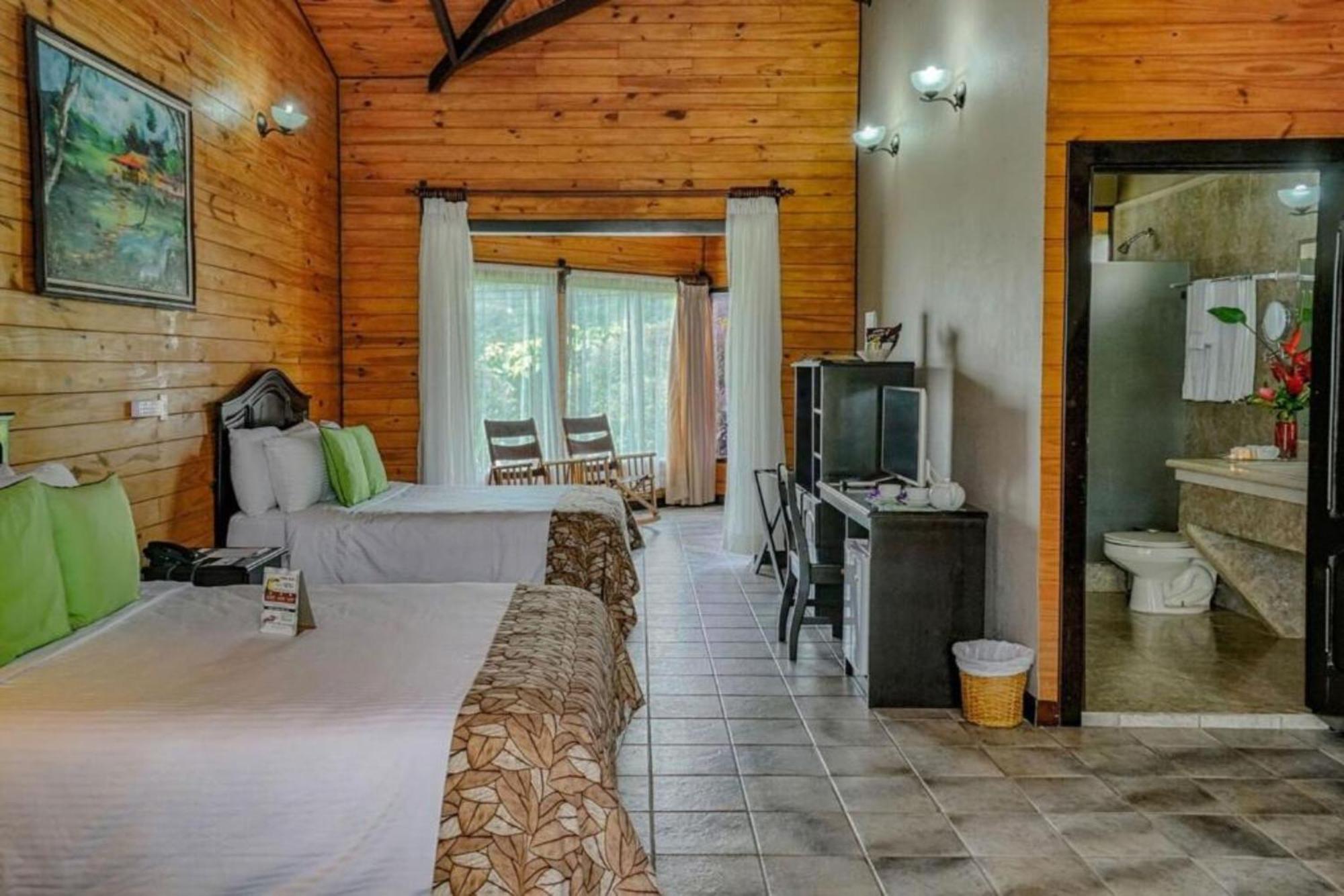 Montana De Fuego Mountain Resort & Spa La Fortuna الغرفة الصورة