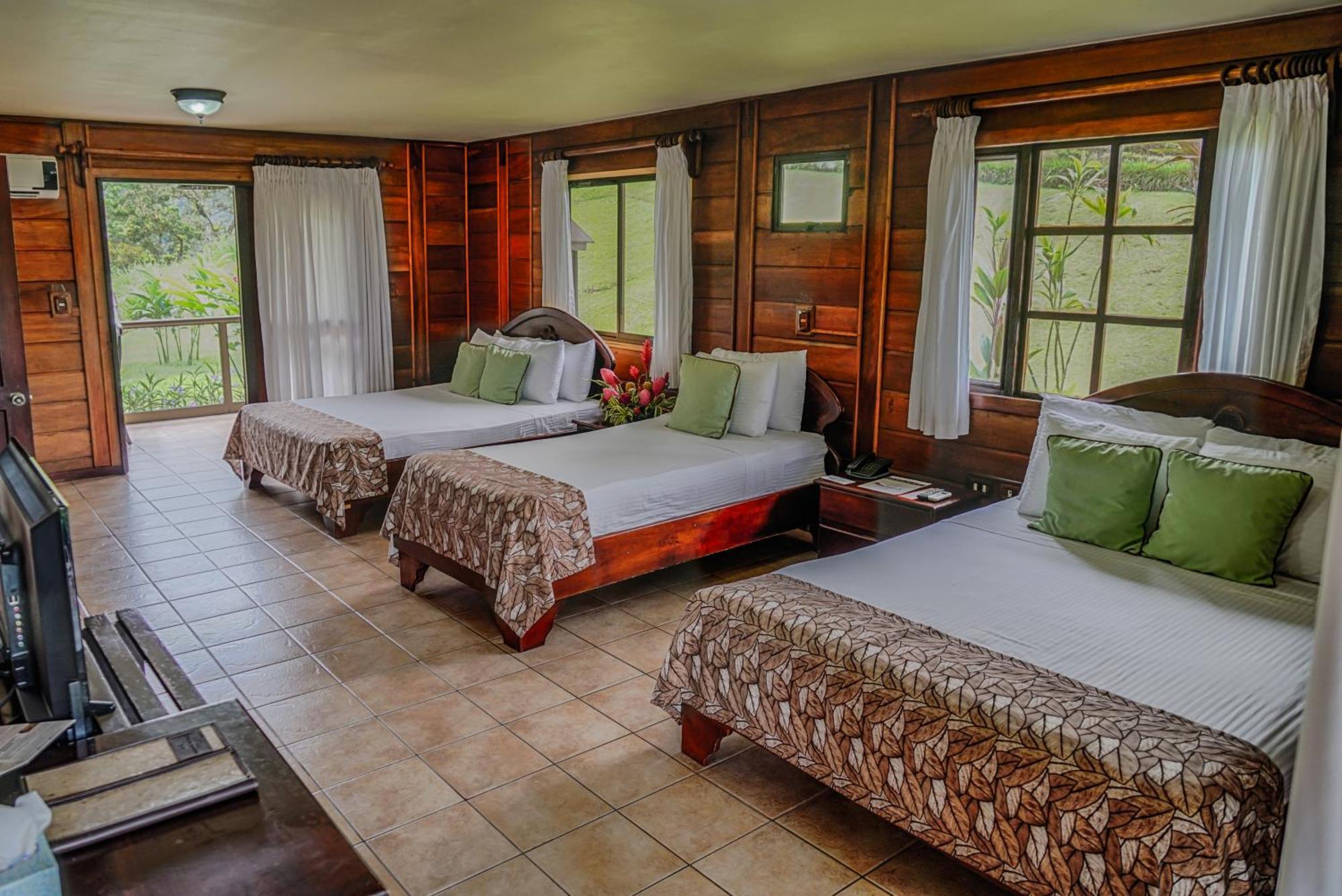 Montana De Fuego Mountain Resort & Spa La Fortuna الغرفة الصورة
