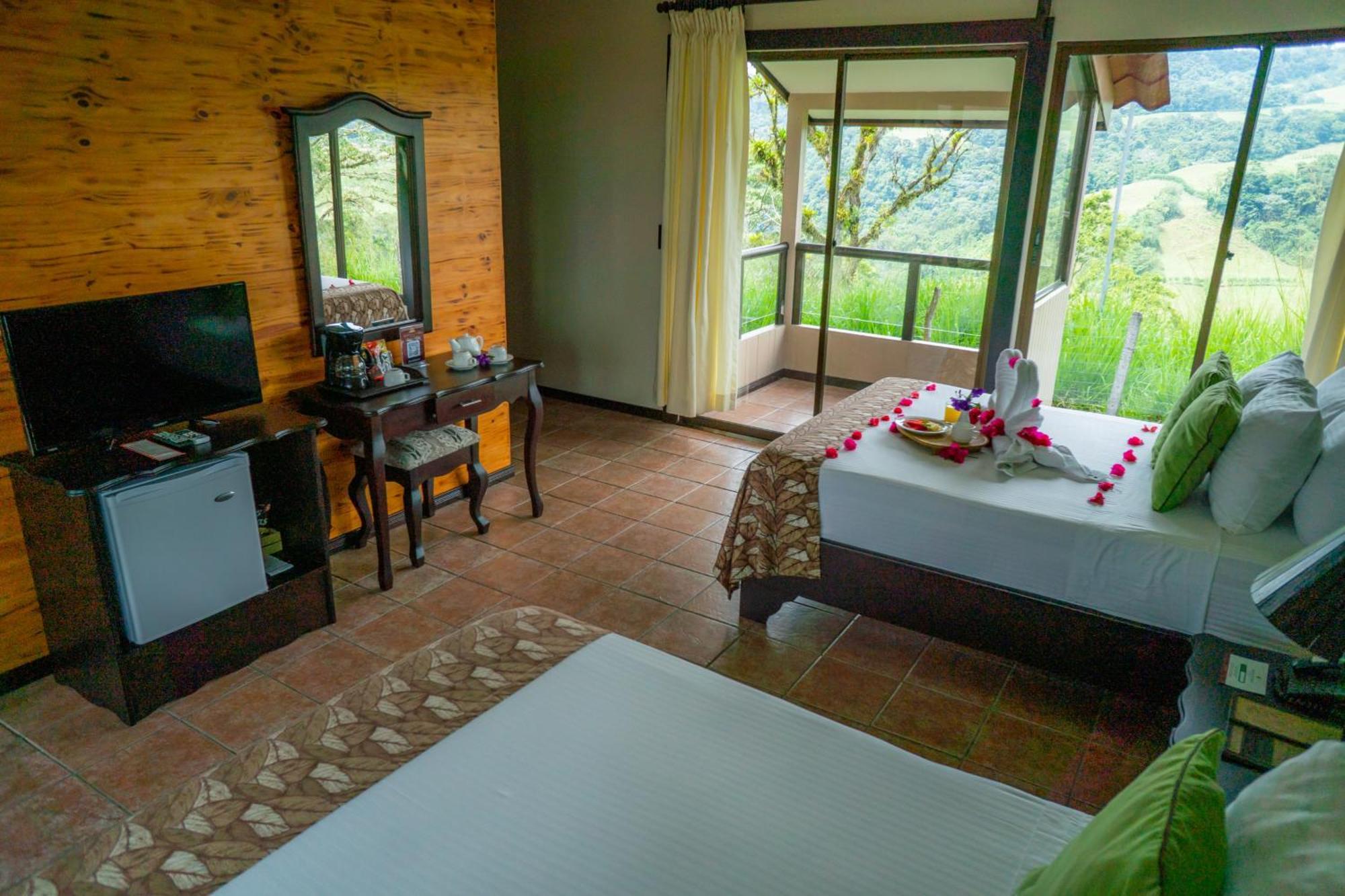 Montana De Fuego Mountain Resort & Spa La Fortuna الغرفة الصورة