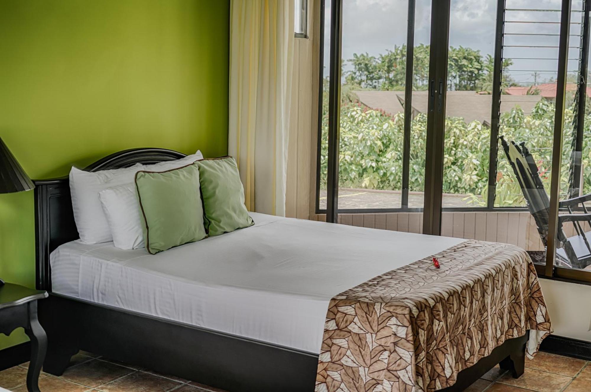 Montana De Fuego Mountain Resort & Spa La Fortuna الغرفة الصورة