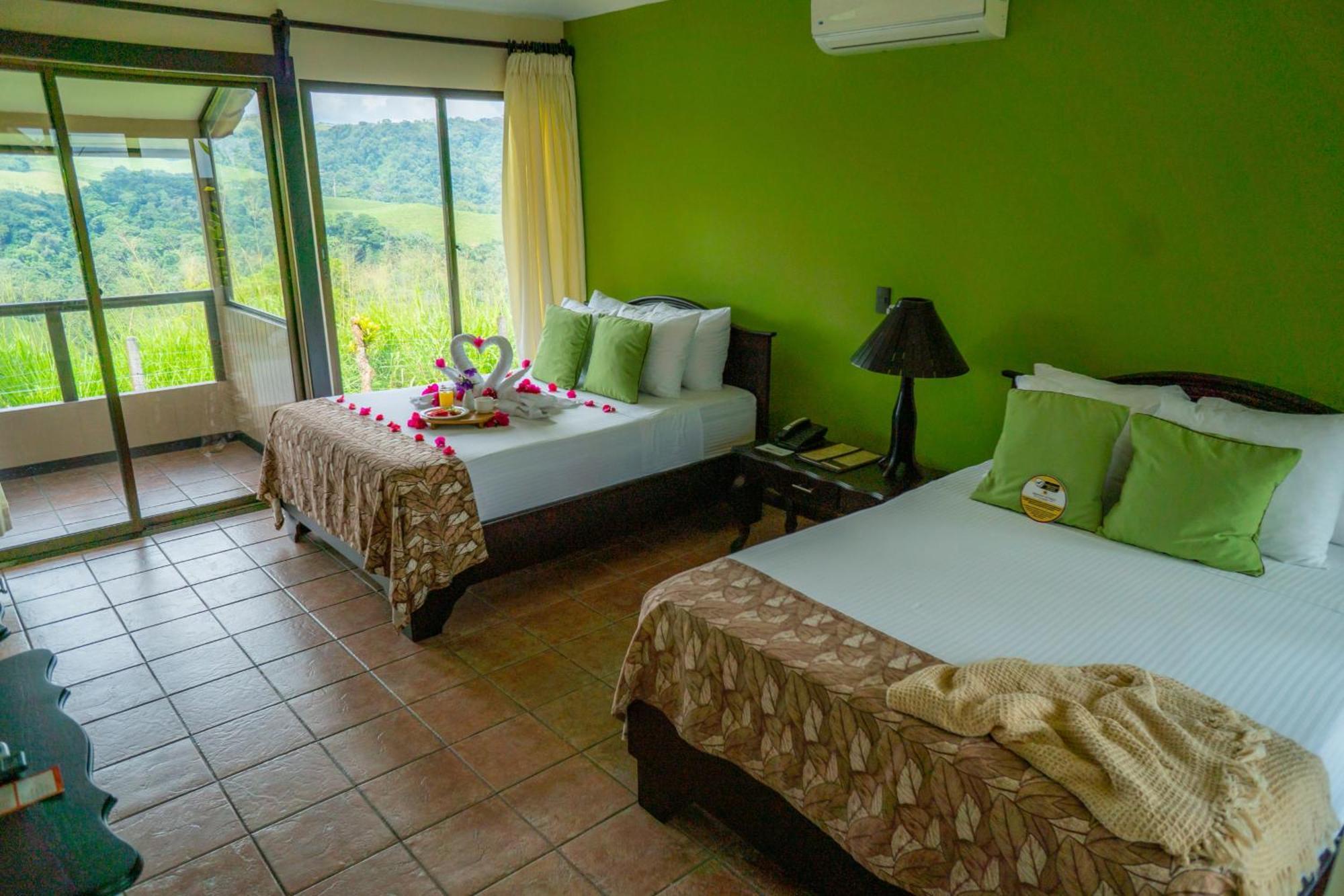 Montana De Fuego Mountain Resort & Spa La Fortuna الغرفة الصورة